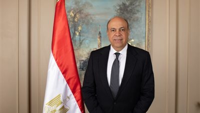 وزير الطيران يتجه إلى البحرين للمشاركة في المعرض الدولي للطيران