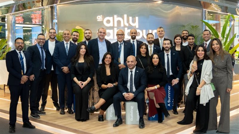 مشاركة الأهلي صبور