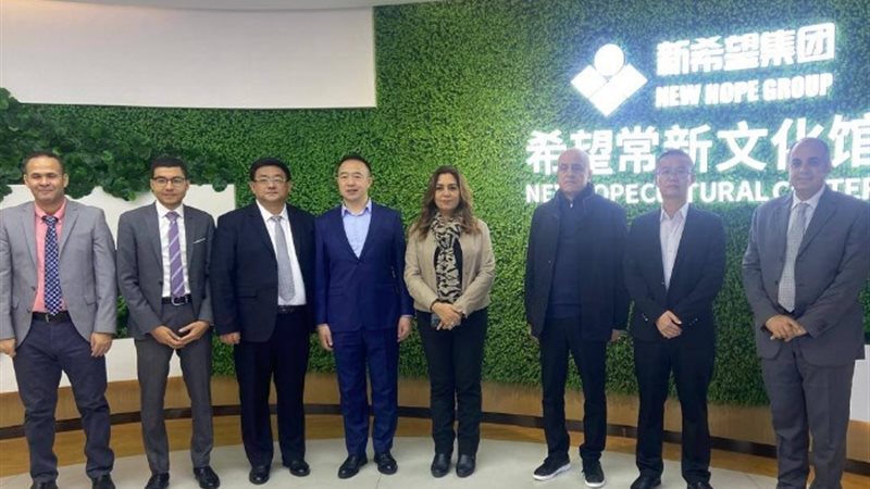 وزيرة التنمية المحلية تزور عدد من الشركات الصينية