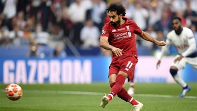 محمد صلاح يكشف سبب إعجابه بـ «زين الدين زيدان » (فيديو)