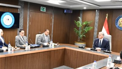 وزير البترول يتابع مع «نواب البرلمان» خدمات توصيل الغاز بالمحافظات