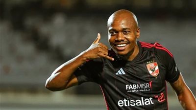 الزمالك يكشف حقيقة انتقال بيرسي تاو إلى الفارس الأبيض الموسم المقبل (تفاصيل)