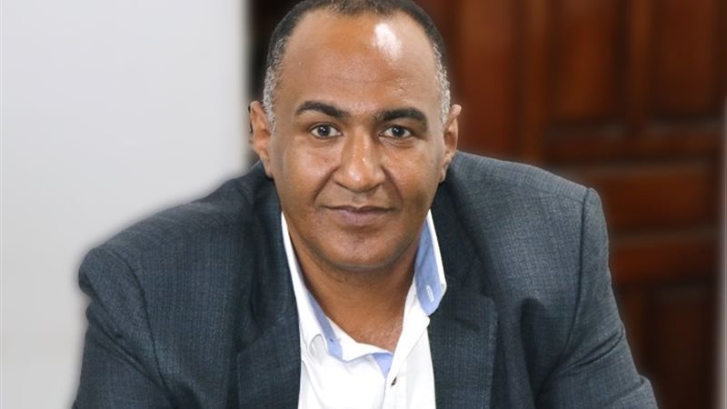 الدكتور أبو بكر القاضي، أمين الصندوق بنقابة الأطباء