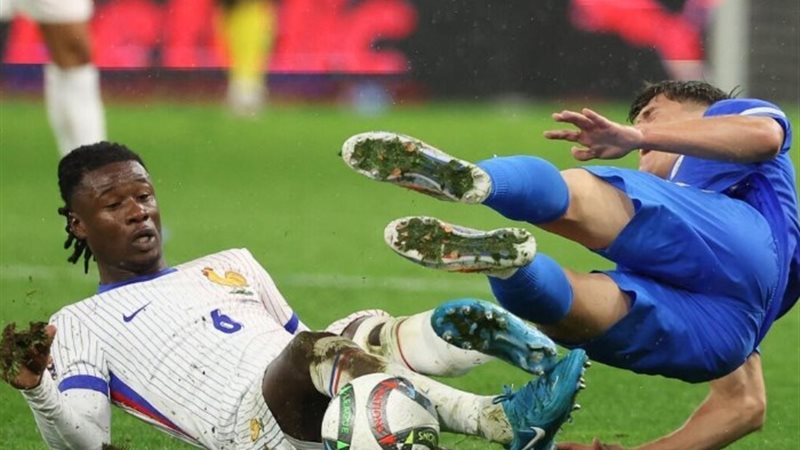 منتخب فرنسا ونظيره الإسرائيلي