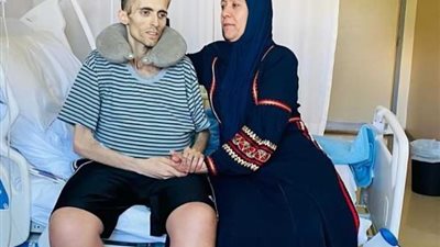 «ربنا يرحمه ويغفر له»، نهال عنبر تنعي أيمن العلي ملك جمال الأردن