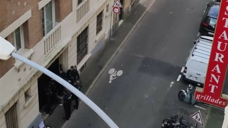 احتجاز رهائن في مطعم بضواحي باريس
