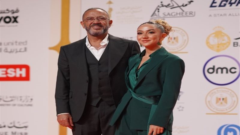 أشرف عبدالباقي وابنته زينب