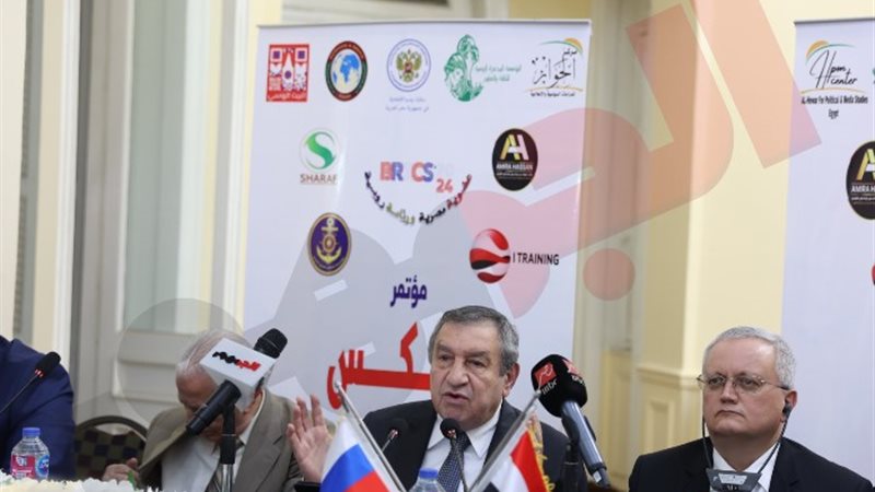 عصام شرف، رئيس وزراء مصر الأسبق