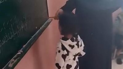 بعد انتشار فيديو ضرب طفلة، 