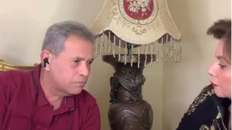 توفيق عكاشه مع زوجته علي منصة تيك توك