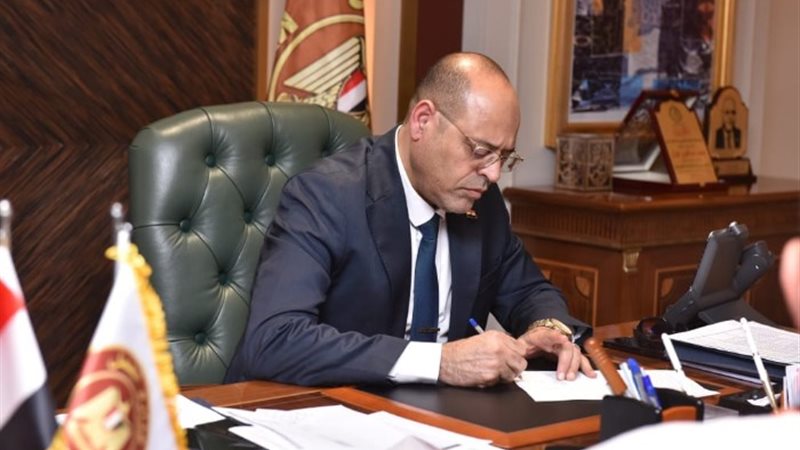 وزير العمل