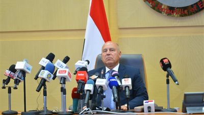 إنشاء وتنفيذ 7 ممرات لوجستية متكاملة ضمن خطة تطوير منظومة النقل