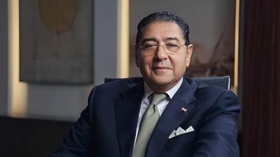هشام عز العرب: «مش قلقان» من ارتفاع سعر الدولار وعشنا كوابيس مرعبة بداية 2024