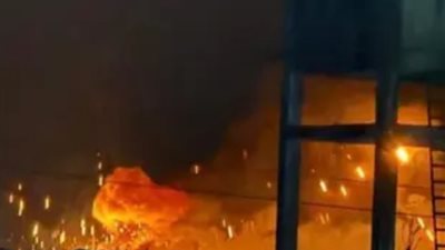 قصف إسرائيلي يدمر جسورًا في القصير بريف حمص وسط سوريا