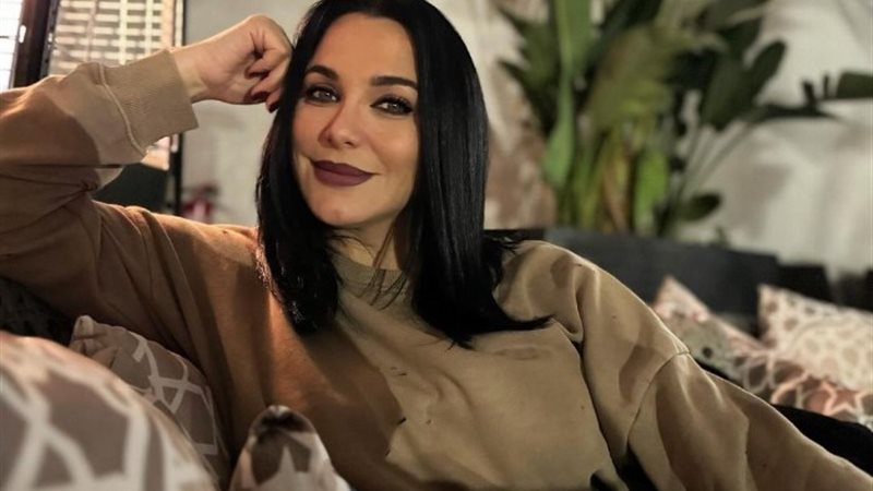 الفنانة سلاف فواخرجى