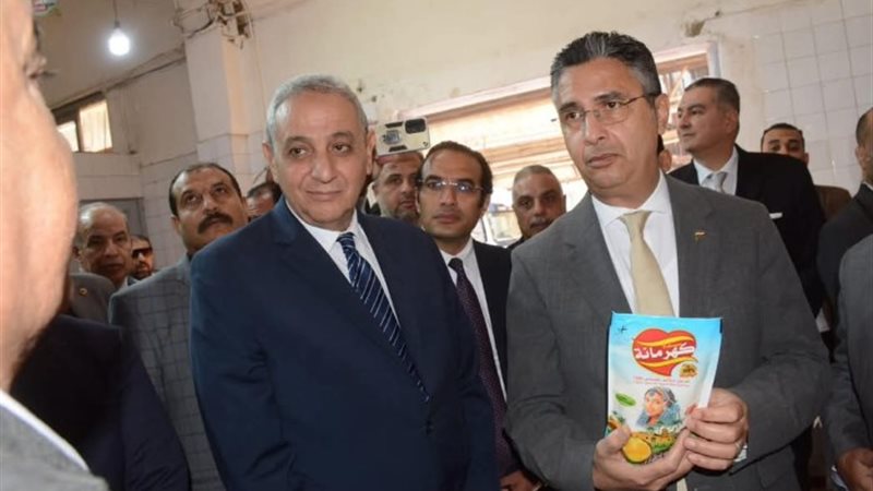 وزير التموين والتجارة الداخلية الدكتور شريف فاروق