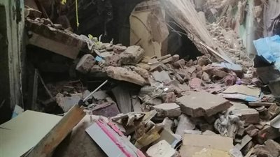 تشكيل لجنة من الحي لفحص منزل العطارين المنهار بالإسكندرية