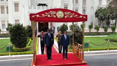 رئيس الجابون يطلب من مصر تولي عملية إنشاء البنية التحتية في بلاده