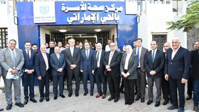 وزير البترول يحتفل بتخريج الدفعة الأولى من مدرسة ظُهر للتكنولوجيا التطبيقية