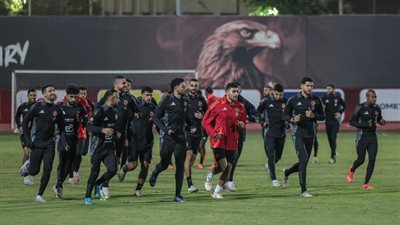 المران الأخير لـ الأهلي استعدادًا لمواجهة البنك في الدوري اليوم