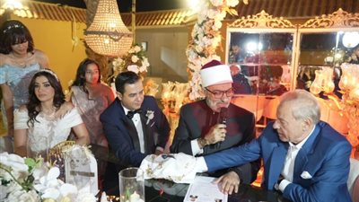 بحضور وزير الأوقاف، مفتى الجمهورية يعقد قران الإعلامية ريهام عياد (صور)
