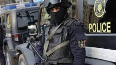 القبض على شخص لإدارته كيانا تعليميا وهميا بالقاهرة