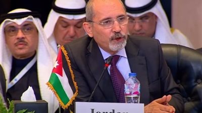 وزير خارجية الأردن: خطة لتعزيز المساعدات في غزة بإدخال 250 شاحنة يوميا