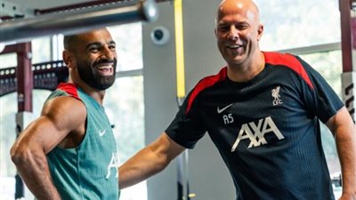 مدرب ليفربول يخفف الضغط عن «صلاح» بقضايا التلاعب المالي لمانشستر سيتي