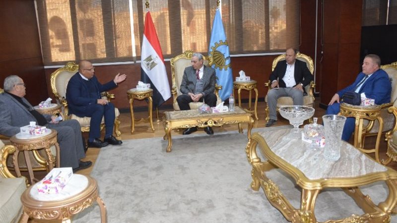 محافظ الغربية