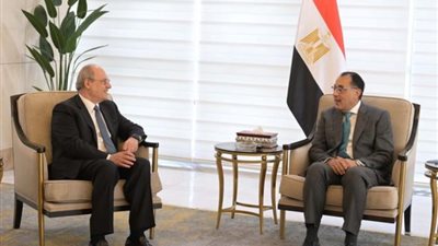 لبنان يطلب دعم مصر لجهود الإعمار بعد الحرب
