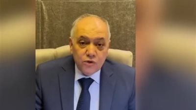 رئيس الحكومة السورية يتوجه لمكتبه بعد سقوط نظام بشار الأسد