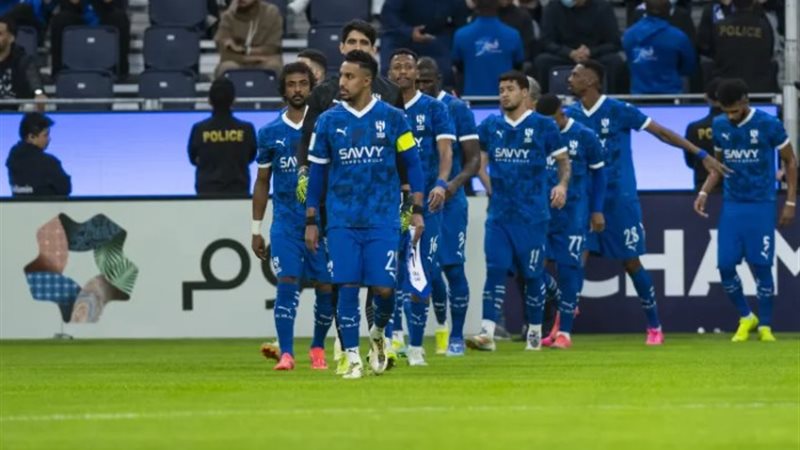 الهلال والرائد