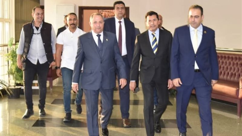 لقاء محافظ بورسعيد ووزير الشباب والرياضة