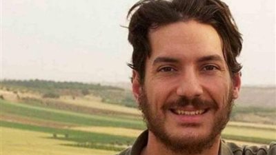 تناقض أنباء العثور على الصحفي الأمريكي «تايس» في سوريا، اعرف الحقيقة