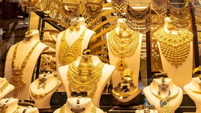 سعر الذهب اليوم الجمعة 13-12-2024 بداية التعاملات، «اعرف عيار 21 بكام»