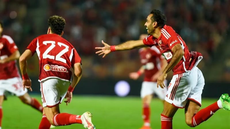 لاعبي الأهلي