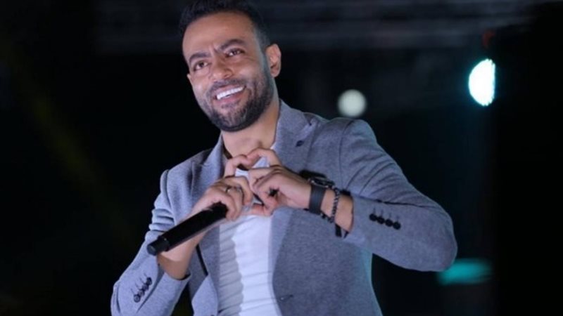 تامر عاشور