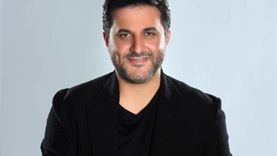 ملحم زين يحيى حفلًا غنائيًا ضمن حفلات الكريسماس يوم 23 ديسمبر