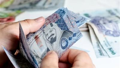 سعر الريال السعودي مقابل الجنيه المصري بداية تعاملات  اليوم 15 ديسمبر 2024