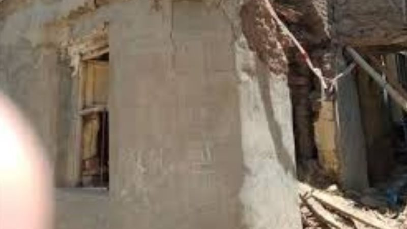انهيار عقار -أرشيفية
