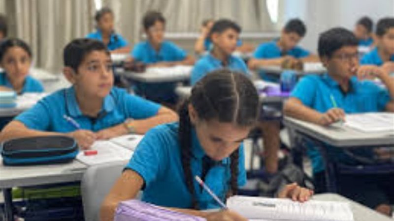 طلاب المدارس