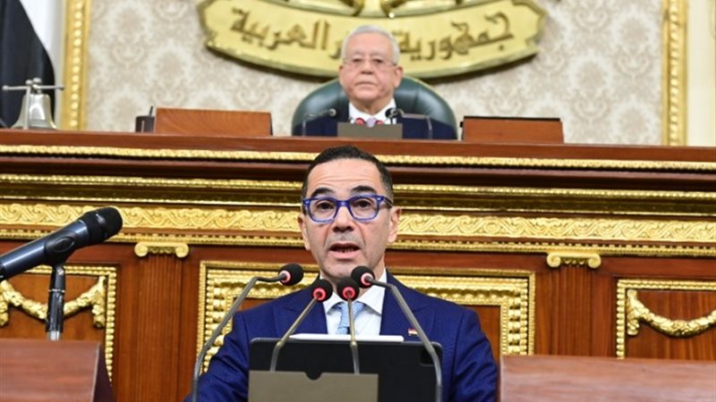 المهندس حسن الخطيب وزير الاستثمار