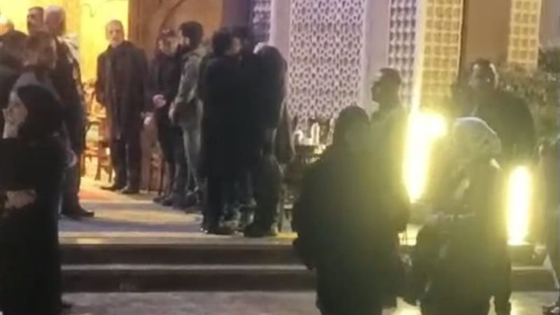 فردوس عبد الحميد وابنها