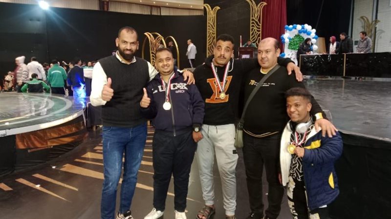 جانب من الميداليات