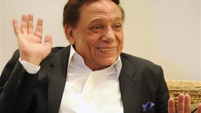 بعد تصدره «الترند» شائعة الاعتزال تضرب عادل إمام، ما القصة؟