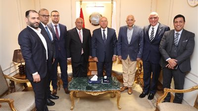 توجيهات رئاسية بتطوير مدينة كربلاء العراقية عبر الشركات المصرية