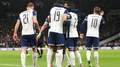 توتنهام يدك شباك اليونايتد برباعية ويتأهل لنصف نهائي كأس كاراباو