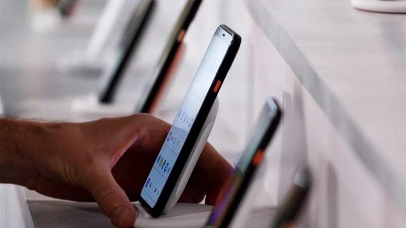 أهم الفروق بين هاتفي هواوي Ys وسامسونج جالاكسي