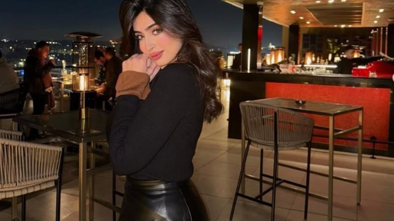 التيك توكر سارة