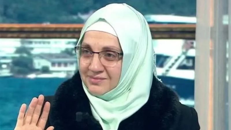 عائشة الدبس